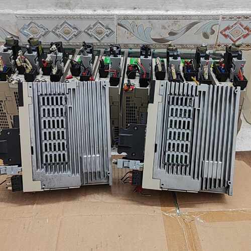 【维修议价】SVX3DA020AD禾川100W伺服电机带插头议价469