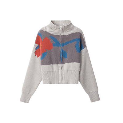 高领开衫撞色花朵毛衣