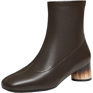 TATA他她靴子2025冬款女鞋百搭尖头时装靴黑色粗跟短靴7AC58DD5