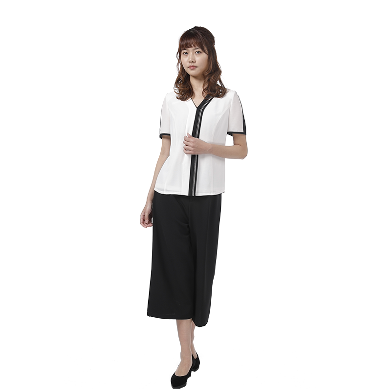 靓诺黑白拼色五分袖女士设计小衫