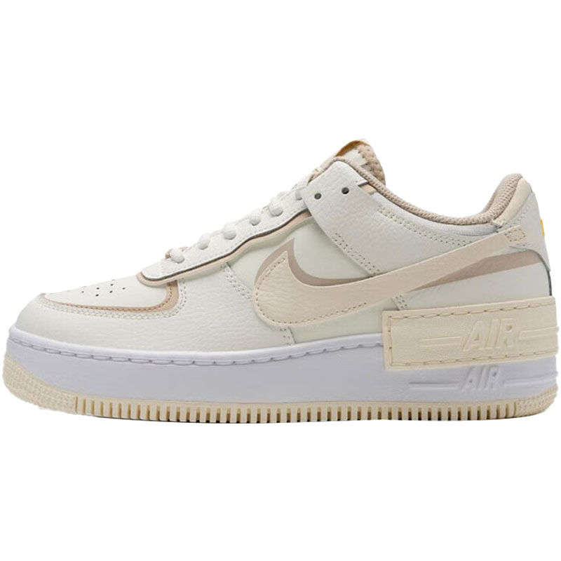 Nike/耐克正品Air Force 1新款女子耐磨休闲板鞋FQ6871-111