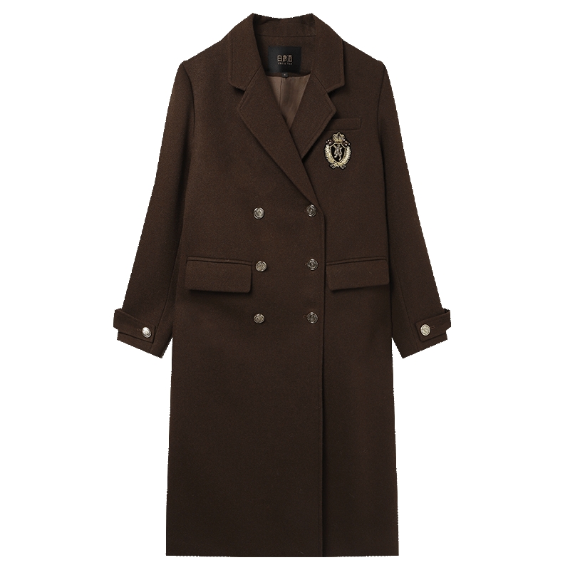 白鹿语英伦风长款大衣25冬款时尚章仔翻领质感扣饰厚女式外套