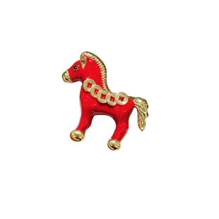 本命年红色小马胸针女高级感轻奢复古别针马造型新年配饰节日装饰