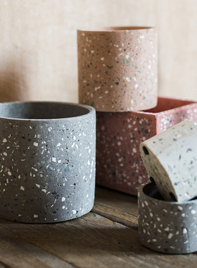 简约多肉花盆小号家用小盆栽透气花盆桌面装饰摆件非陶瓷阳台园艺