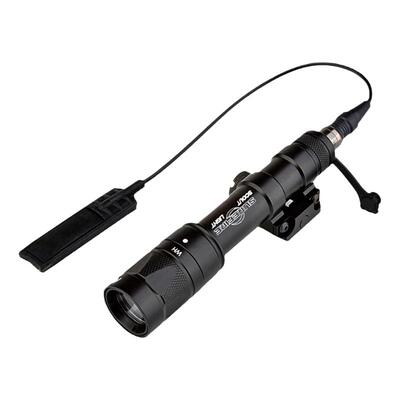 户外照明战术强光爆闪军工手电筒