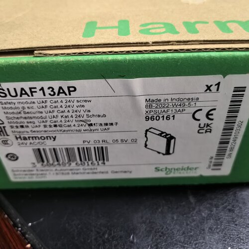 询XPSUAF13AP  安全继电器