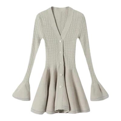 灰色v领长袖针织连衣裙修身短裙