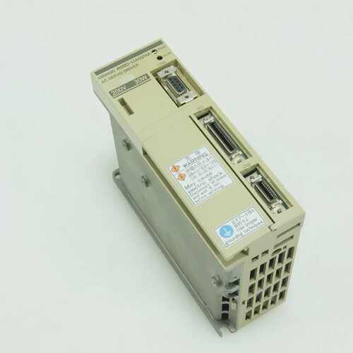 OMRON Used R88D-UA02HA AC SERVO DRIVE 30W DRV-I-12597B43