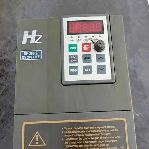 溢价-上海红旗泰RF-300（S）3PH380V1.5kw面板有点