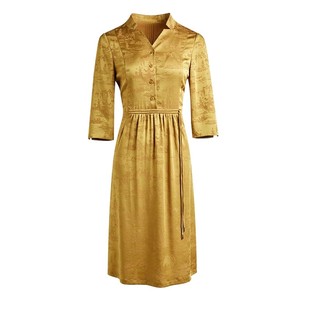 马天奴夏季新款女黄色V领提花连衣裙子五分袖收腰中长国风气质