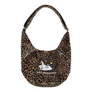 多嘴驴Donkey豹纹单肩包女复古帆布包斜挎包通勤腋下包百搭饺子包