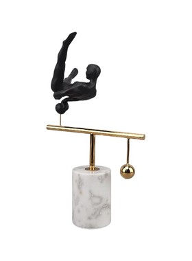 创意大理石单杠运动员人物摆件