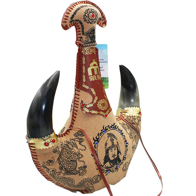 、赤峰奶酒乳香型送礼皮壶好看