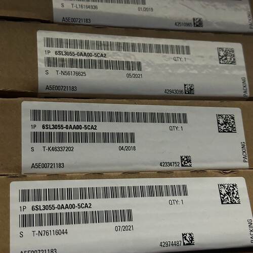 溢价-6SL3055-0AA00-5CA2有6块一块上面有字，