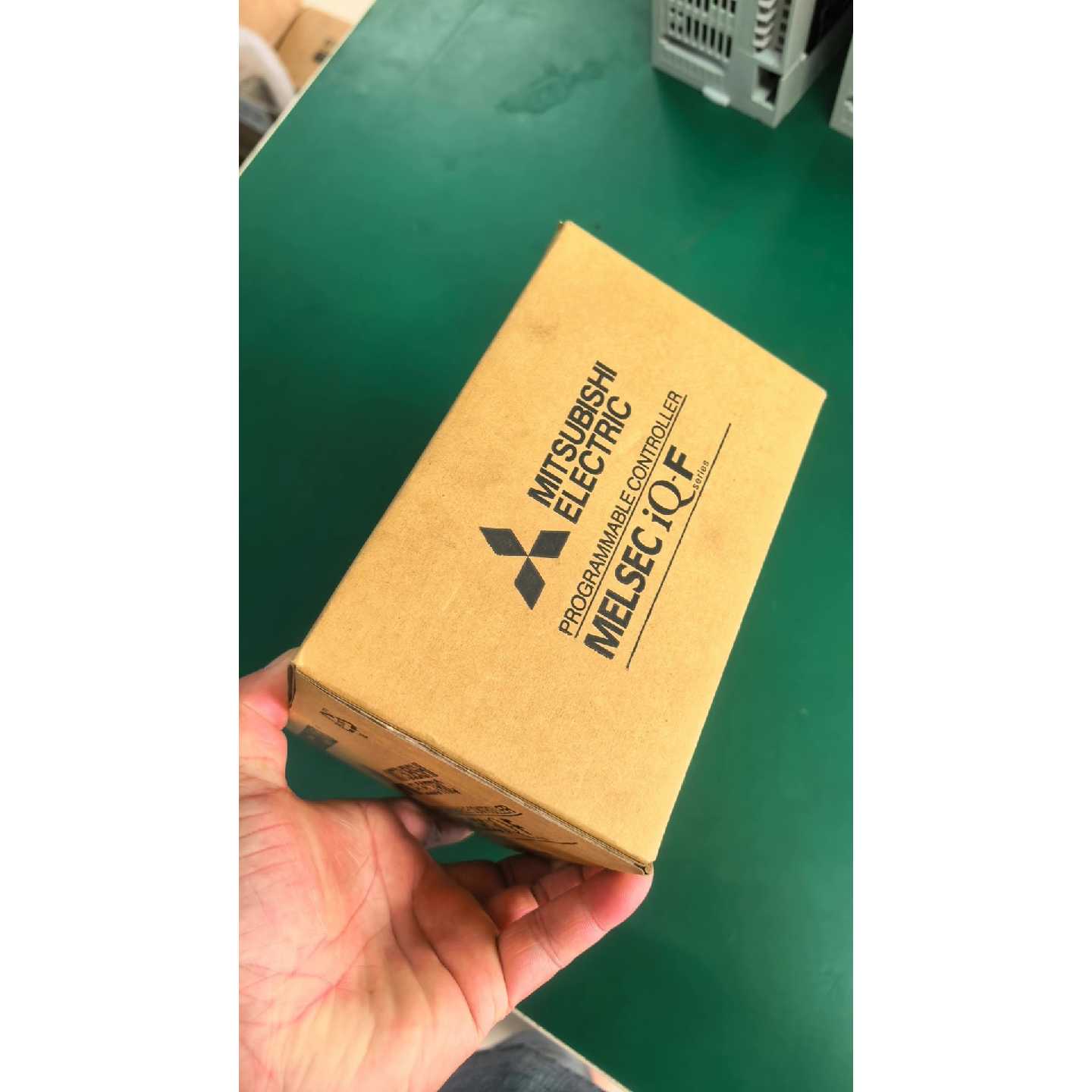 议价FX5U32MRESPLC模块适用