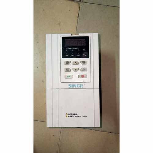 溢价-SINCR新科瑞变频器，型号C500-004G/5R5P-4