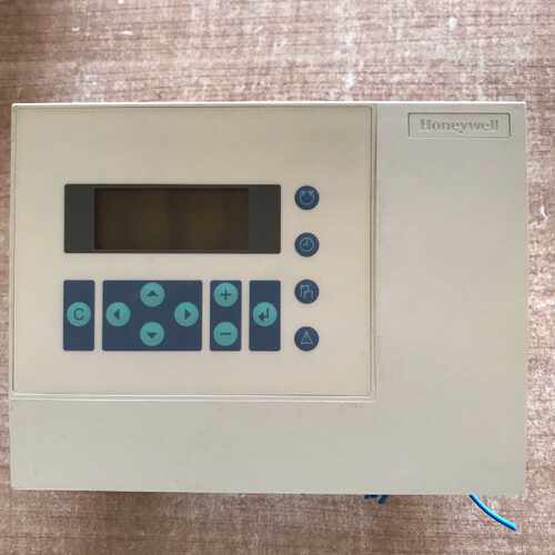 议价霍尼韦尔控制器XL50AUMMIPC拆机包好成色如图