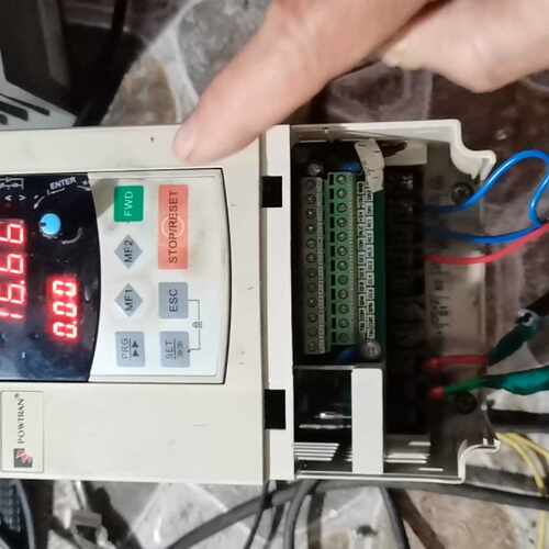 溢价-2.2kw380v普传PI8100A变频器，外壳完整