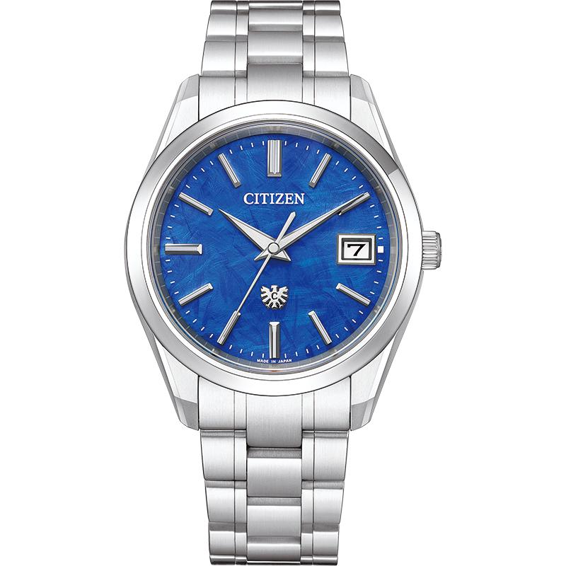 西铁城The CITIZEN/鹰爵运动休闲光动能蓝色鹰羽纹表盘男表AQ4100