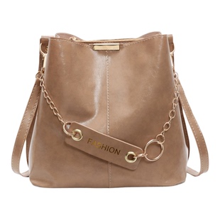 斜挎包包女2026新款水桶包感百搭复古单肩包通勤包日杂小拎包