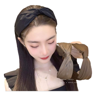 缎面交叉发箍外出百搭宽边高颅顶头饰气质显白防滑洗脸发卡头箍女