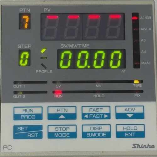 Shinko Technos PC-935-S/M 100 to 240V 50/60Hz Multi-Range Te