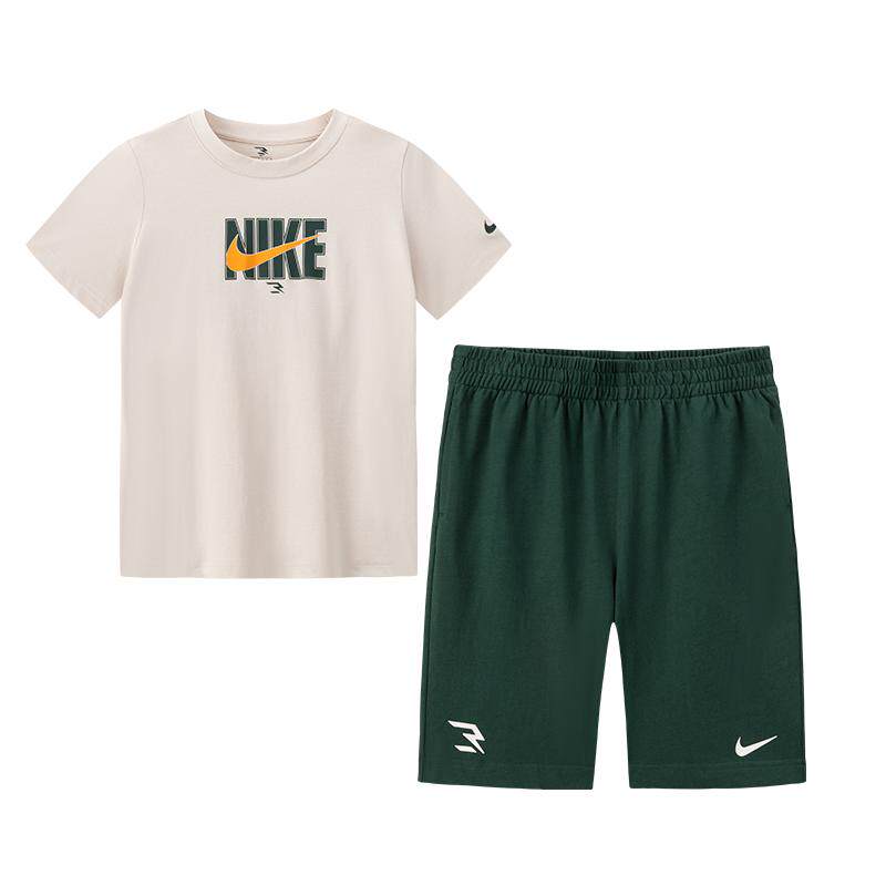 Nike3brand儿童套装新品上市