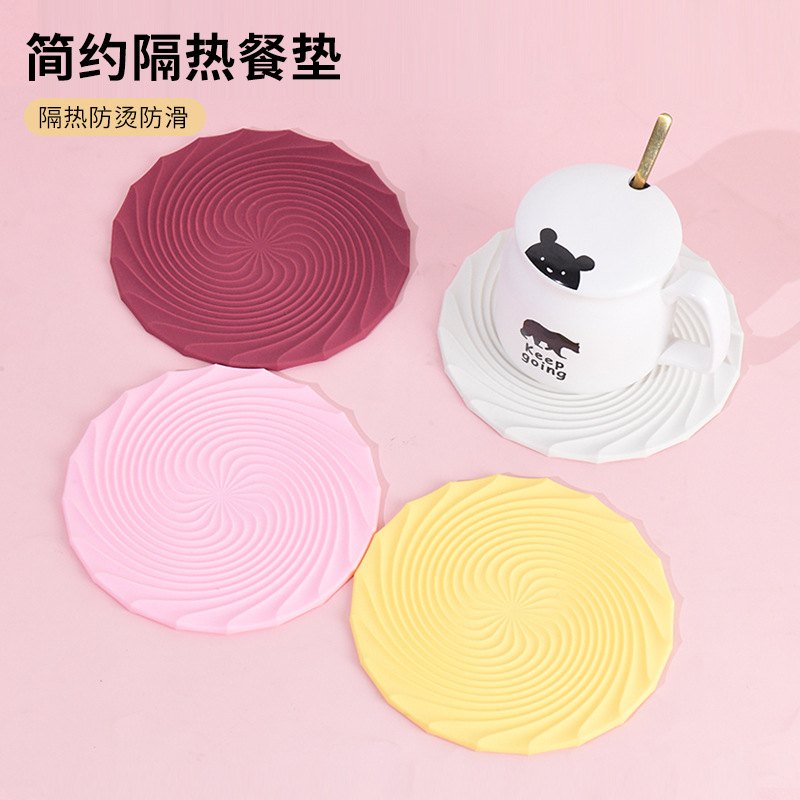 新品 韩系隔热垫圆形可拼鱼盘碗垫硅胶款防水防滑垫呵护桌面软胶