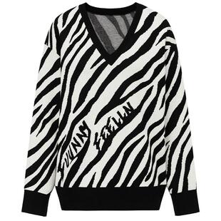 【猫纹系列】FF仿佛针织衫女2025冬新款V领叠穿套头毛衫羊毛长袖