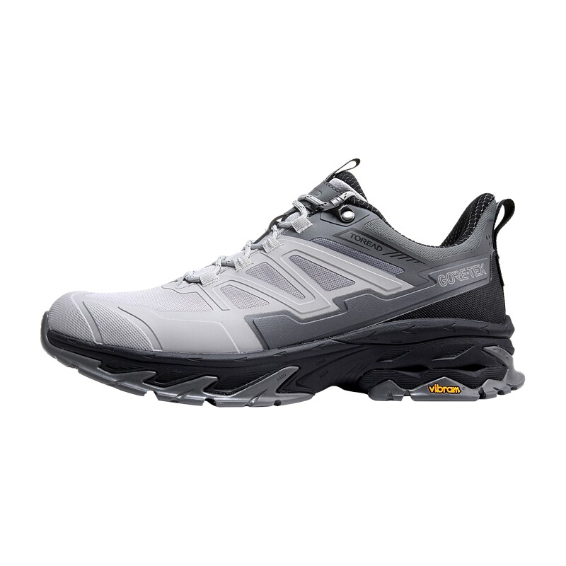 探路者V底防水登山鞋GORE-TEX