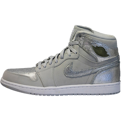 耐克男士潮流耐磨篮球鞋