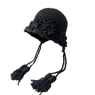 手工钩花针织毛线帽子女秋冬保暖护耳套头帽复古风川西旅游包头帽