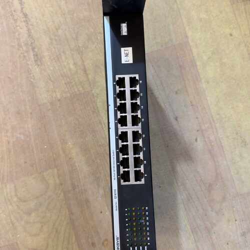 溢价-Linksys EF4116 16口百兆交换机，，成