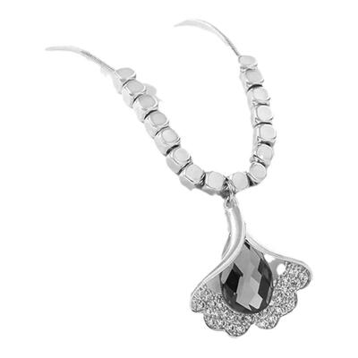 轻奢高级感银杏叶毛衣链秋冬