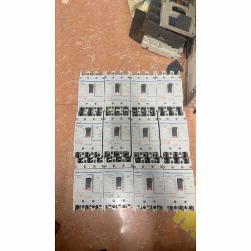 议价正泰NM1125S3300塑壳断路器3P32A10维修