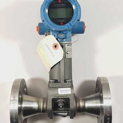 ROSEMOUNT MODEL 8800 VORTEX FLOWMETER 8800DF010SA3N1F1I1A01Q