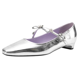 达芙妮银色单鞋女2026新款春夏法式平底鞋浅口气质皮鞋玛丽珍女鞋