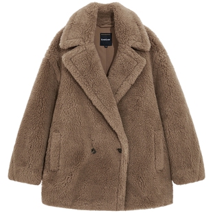 bebe2025秋冬新款女士时尚驼色羊毛质感仿皮草毛呢大衣外套402104