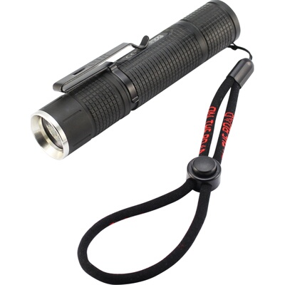 在路上10.6cm迷你强光玉石手电筒