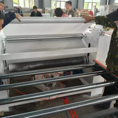 全自动断膜修边冷胶贴合机 PVC木饰面平贴机 竹木纤维墙板覆膜机