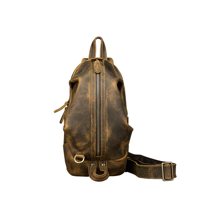 疯马皮休闲胸包复古个性潮牌