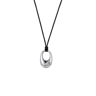 长款黑绳项链女款2026新款配饰抽拉吊坠挂脖装饰毛衣链日常百搭