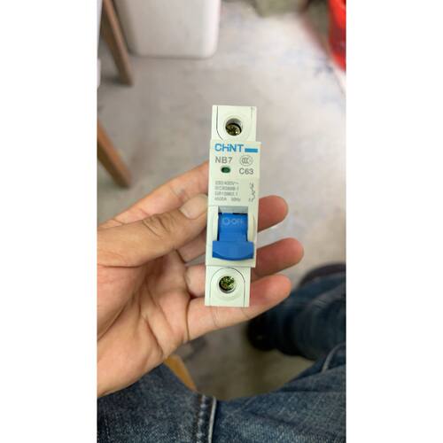 询价下单出一批正泰CHNT NB7系列空气开关，1P单极 C63，额