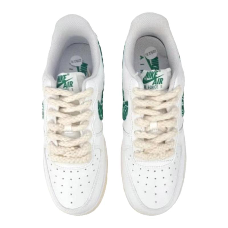 Nike耐克空军一号休闲板鞋女款