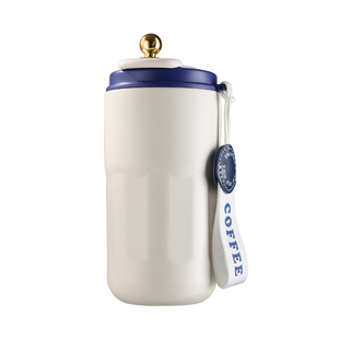 咖啡保温杯女生保温水杯高颜值便携随行杯2023新款数显杯子咖啡杯