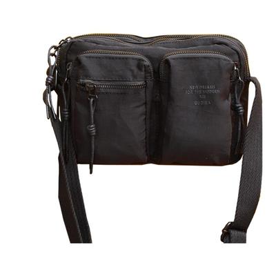 尼龙布休闲户外运动多层小方包