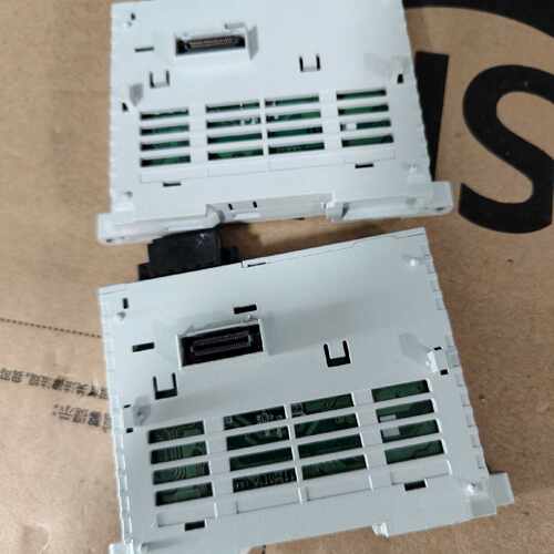 议价原装FX5-485ADP正品质量保证fx5-485adp