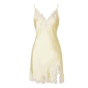 DPLAYSWEET纯欲性感吊带睡裙法式轻奢缎面定位蕾丝短款女睡衣冬季