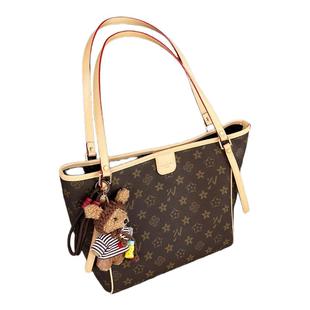 优草坊女包2026新款高品质托特包网红小众百搭单肩包时尚购物袋包