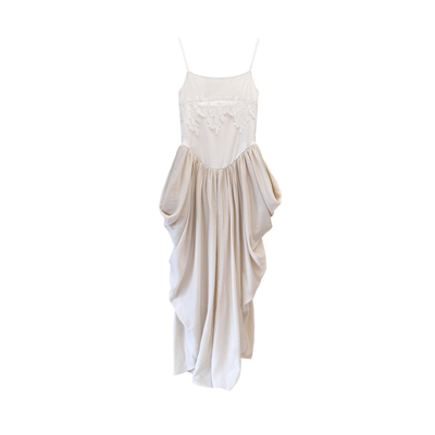 法式蕾丝立体花苞吊带连衣裙